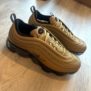 Air Vapormax 97 Metallic Gold